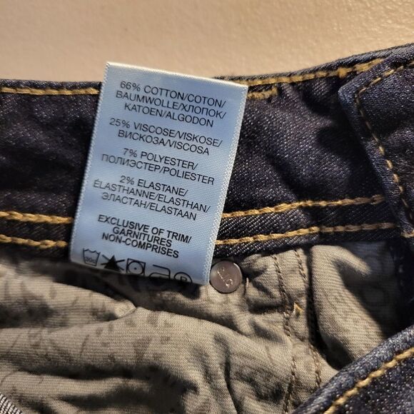 "Sliver" men's jeans ( fluid denim) Distressed, size : 26/32" preo-owned - Picture 7 of 9